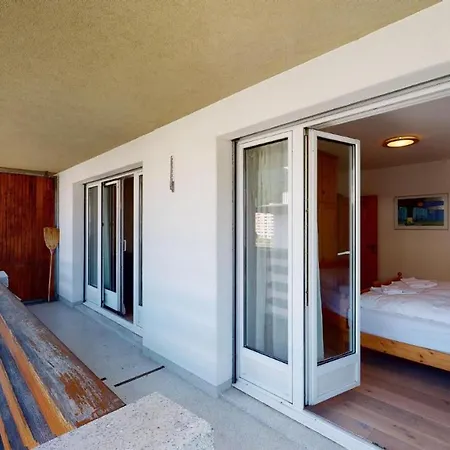 Abitaziun Derby 44 - *